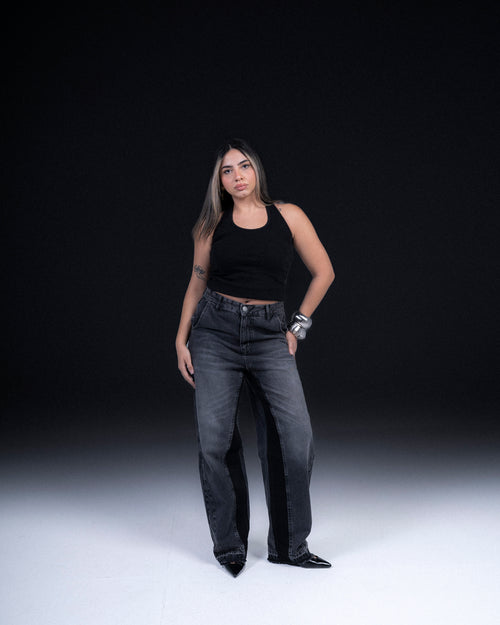 BLACK OUTLINE JEANS